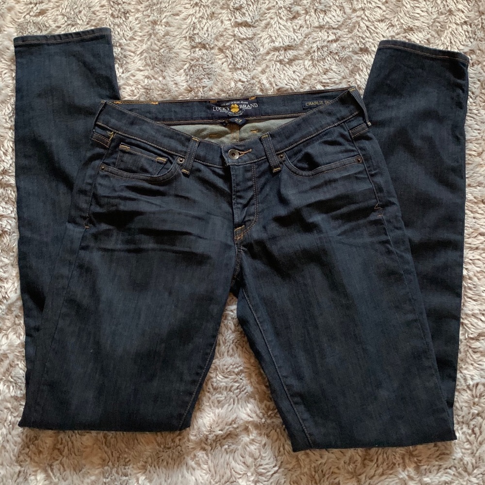 Lucky jeans size 27 x32 Charlie skinny